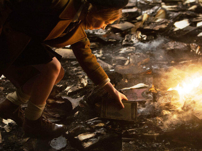 Горящие книги